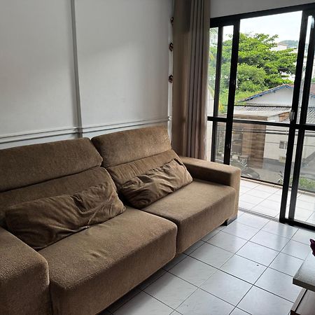 Confortavel Apartamento 1 Dorm Com Piscina E Lazer 瓜鲁雅 外观 照片
